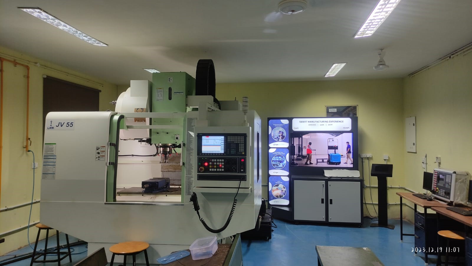 LMW JV55 VMC