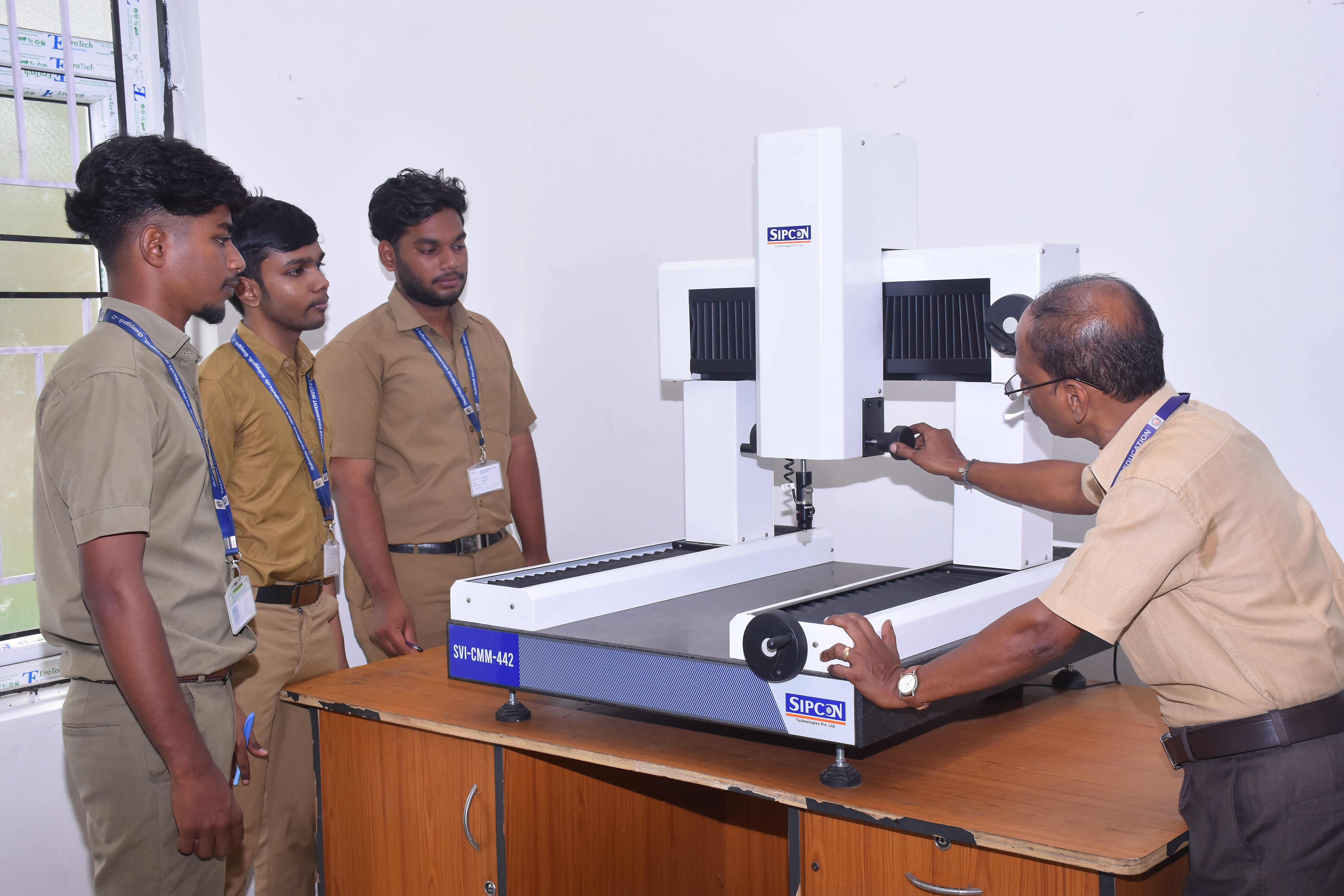 Metrology and Measurements Lab